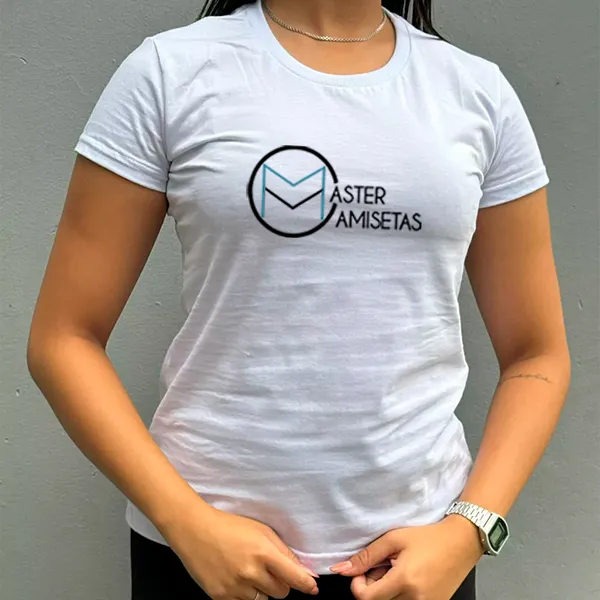 Detalhe de acabamento premium em camiseta personalizada Master Camisetas